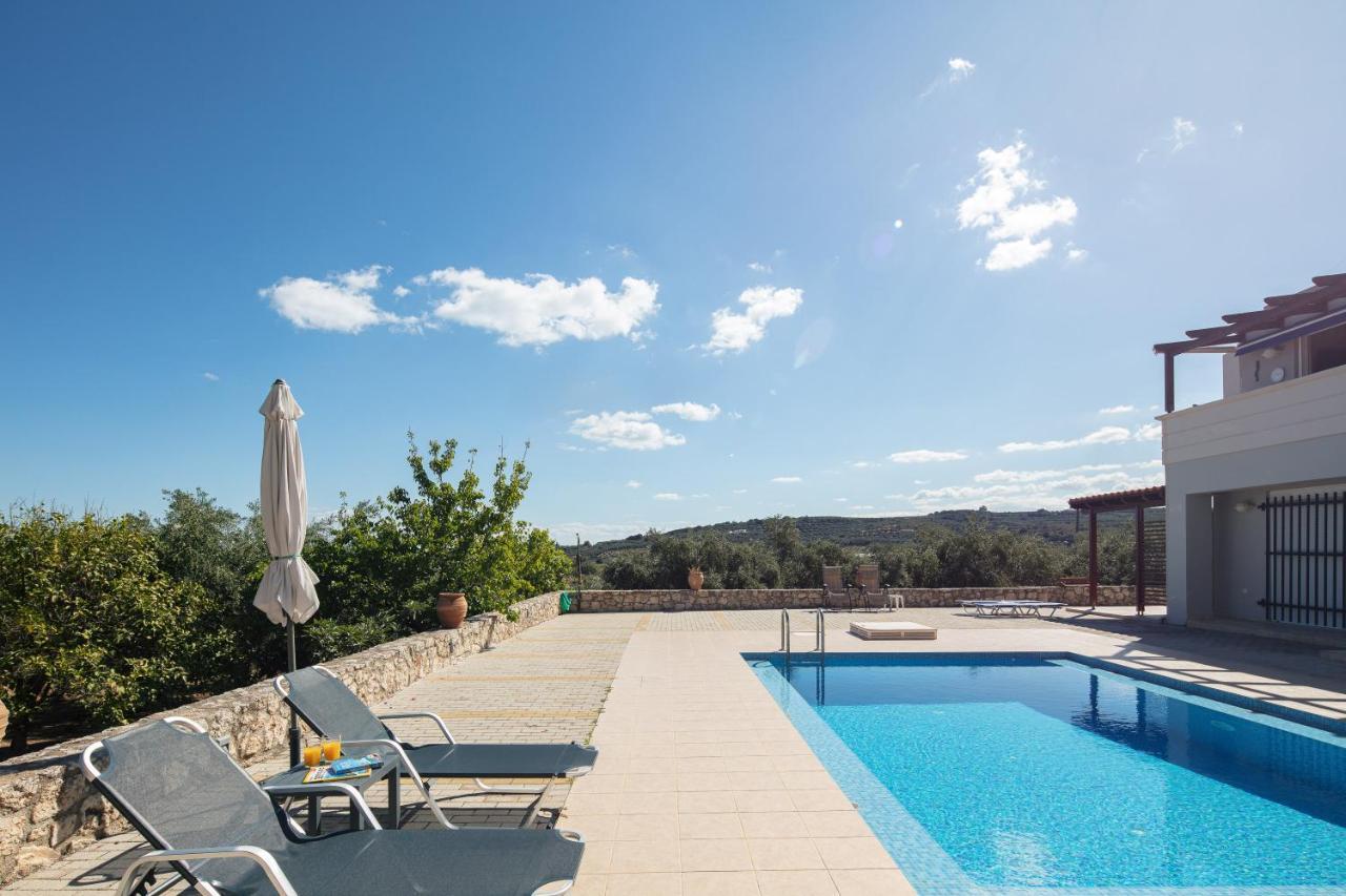 Greek Sky - New Modern Apartment With Shared Pool Tavronitis Esterno foto