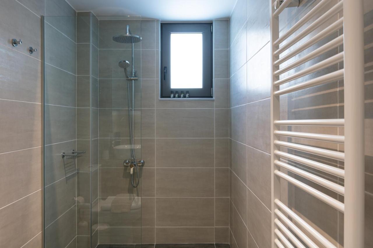 Greek Sky - New Modern Apartment With Shared Pool Tavronitis Esterno foto