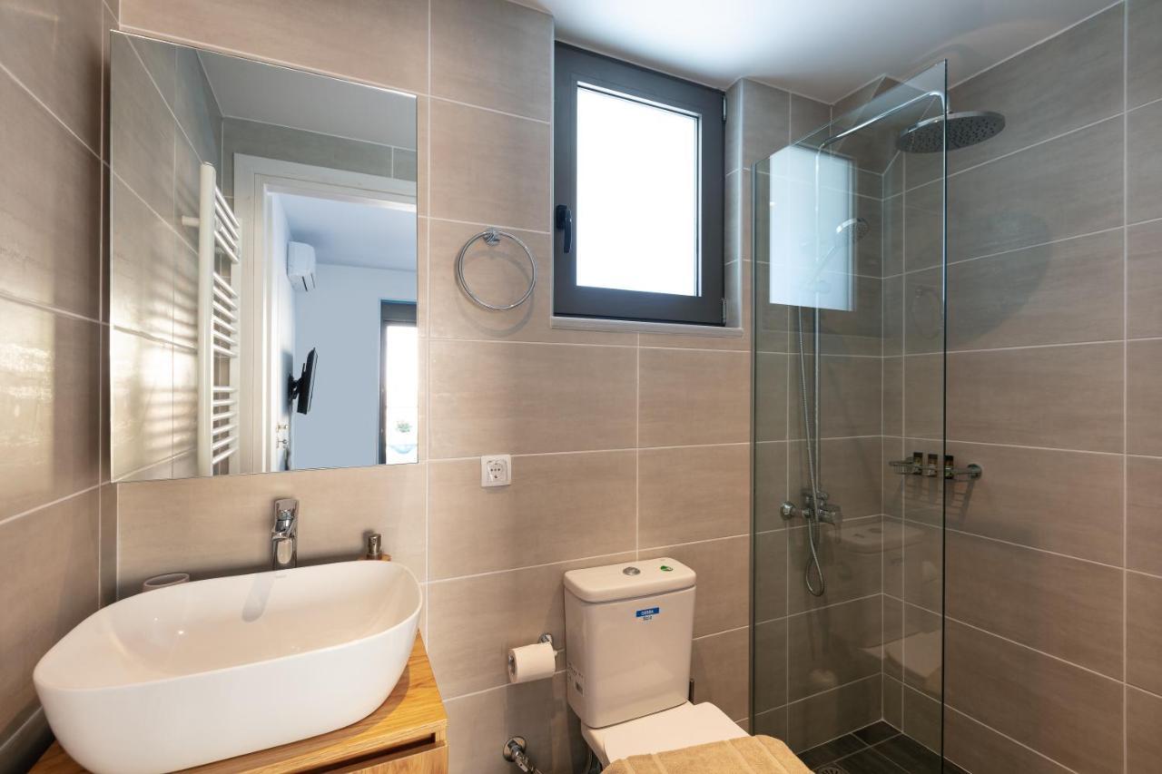 Greek Sky - New Modern Apartment With Shared Pool Tavronitis Esterno foto