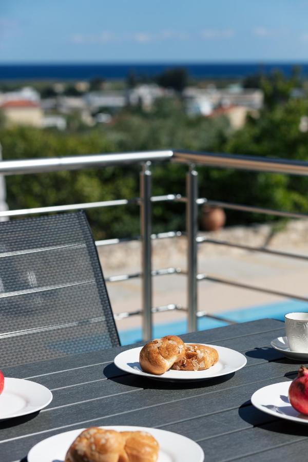 Greek Sky - New Modern Apartment With Shared Pool Tavronitis Esterno foto